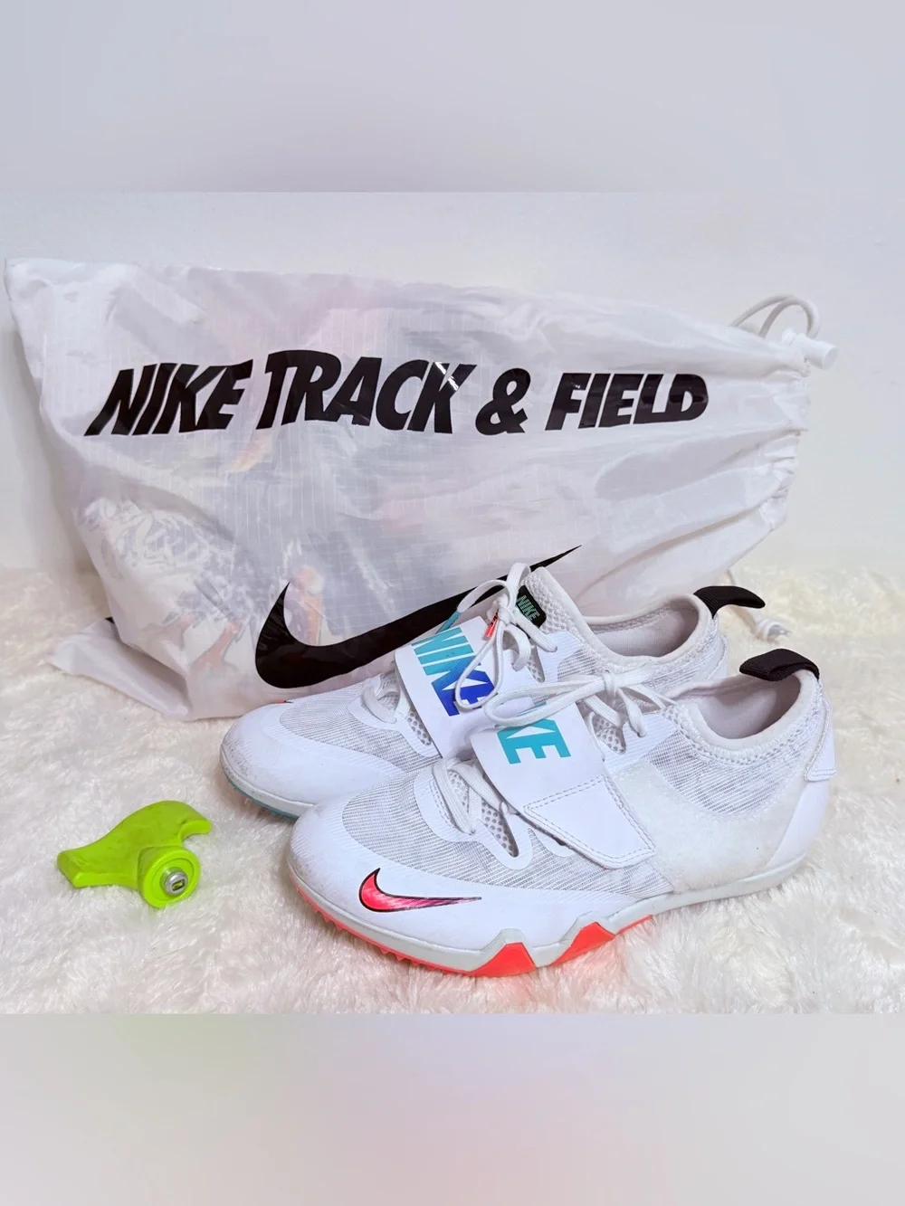 Nike Kids White Track & Field Training Shoes Size 4.5 Youth